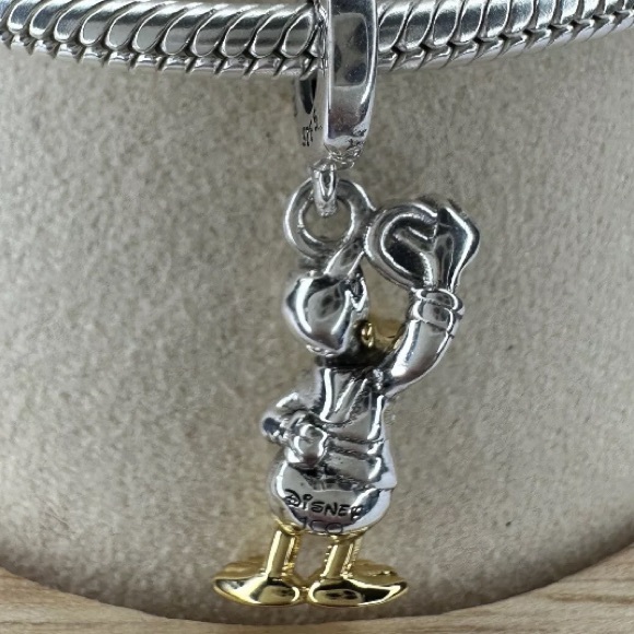 PANDORA Disney 100th Anniversary Donald Duck Charm for Pandora Bracelet Retired - Picture 4 of 6